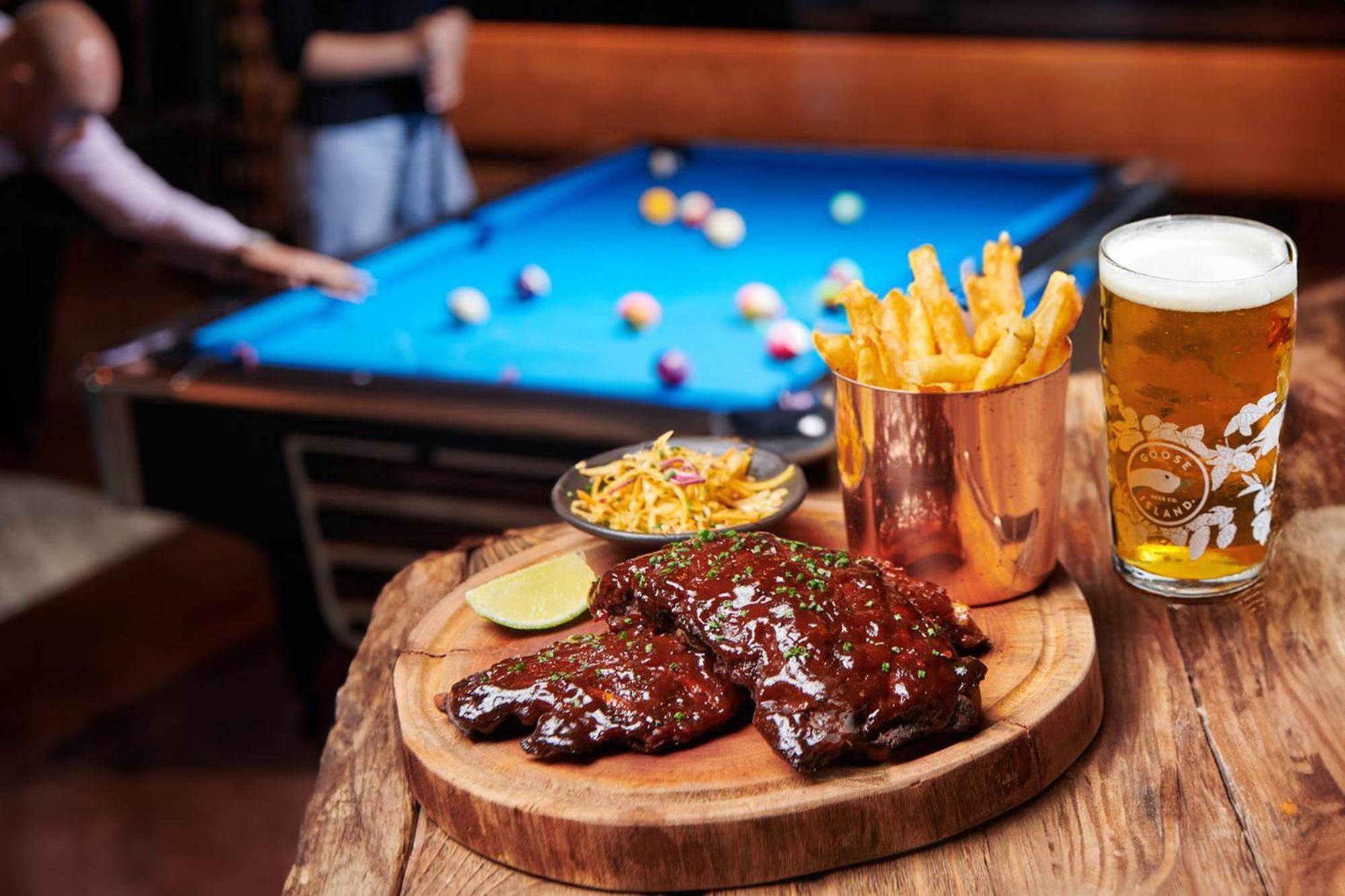 Hotel Five Luxe Dubai Esterno foto A plate of pork ribs