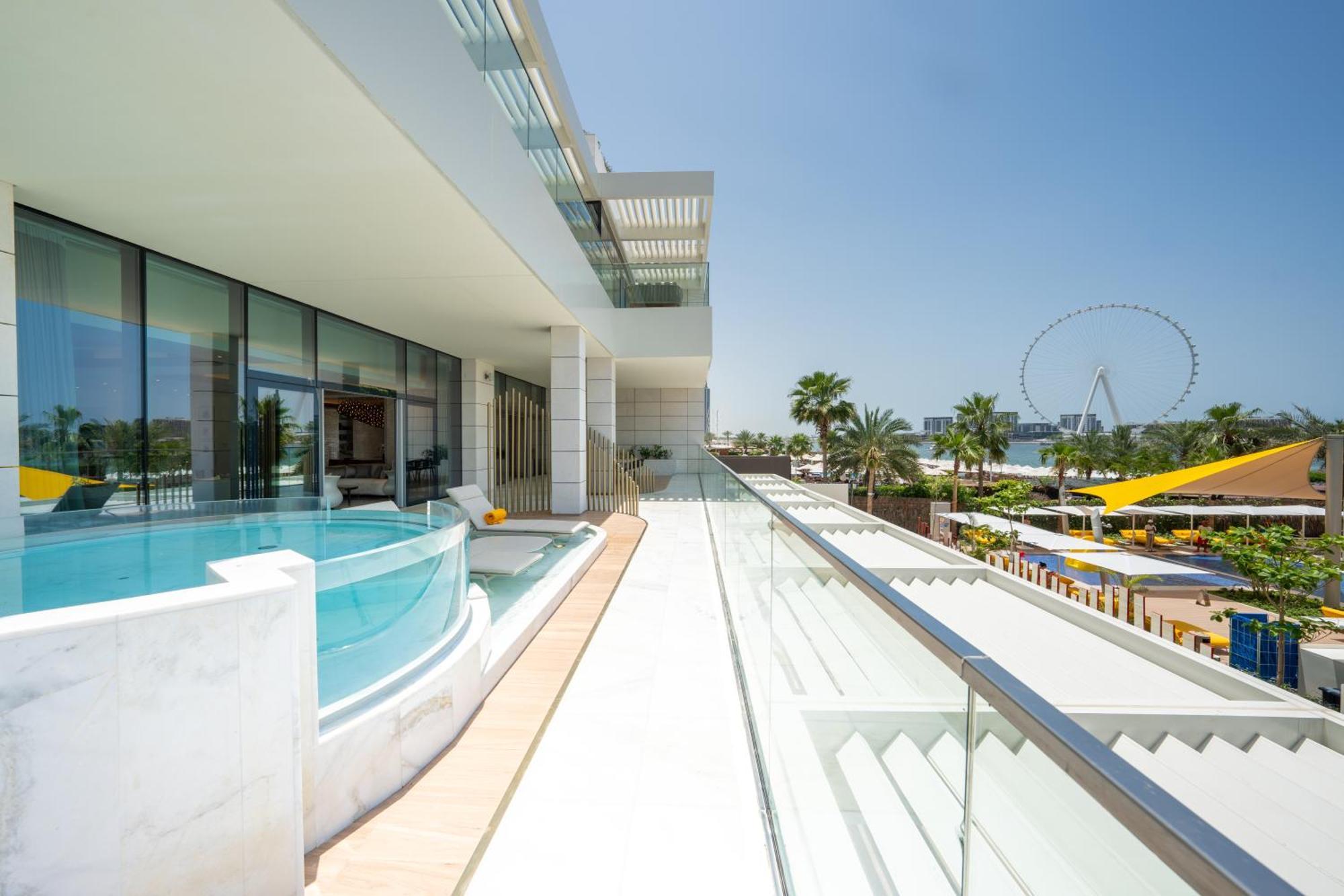 Hotel Five Luxe Dubai Esterno foto The View at The Palm