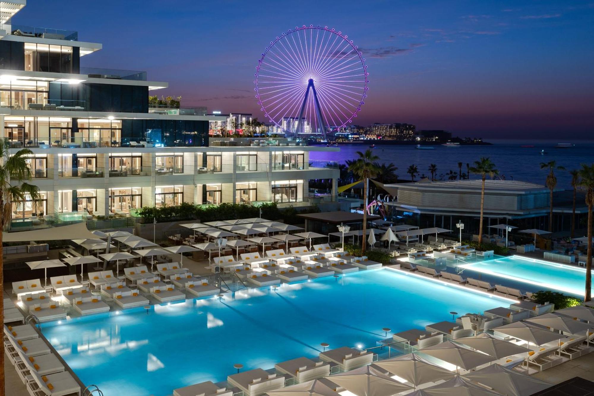 Hotel Five Luxe Dubai Esterno foto The Westin Athens